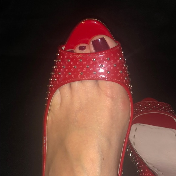 Miu Miu red metal studs peep toe kitten low heels - Picture 2 of 6